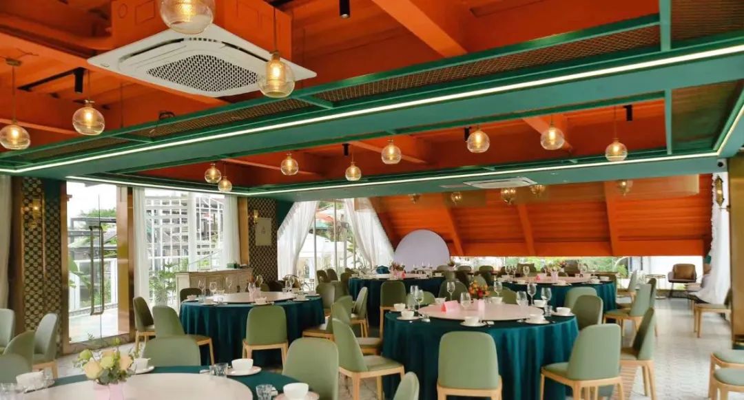 Logo设计将色彩碰撞到底，看这家深圳餐饮空间设计如何诠释独特的摩洛哥风情